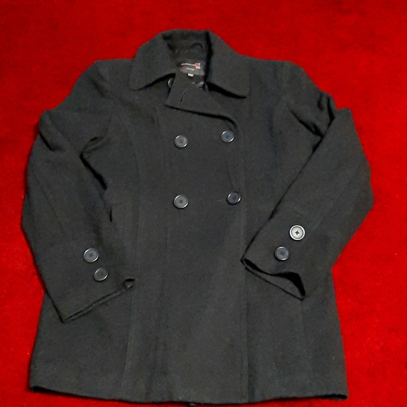 Coat - Picture 1 of 3